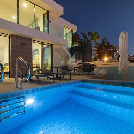 A With Priv, Heated Pool, Ocean View The View Tenerife Villa *