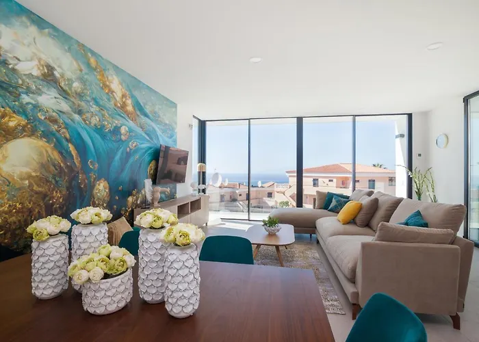 200m New A With Private, Heated Pool And Amazing Ocean View *