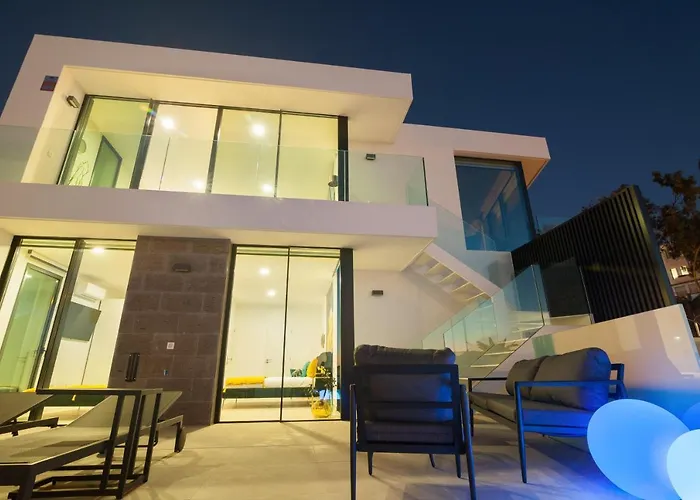 200m New A With Private, Heated Pool And Amazing Ocean View Costa Adeje (Tenerife)