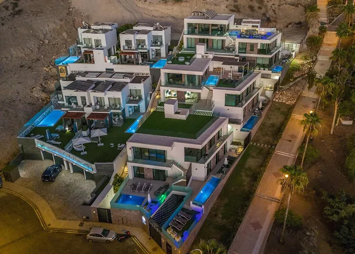 200m New A With Private, Heated Pool And Amazing Ocean View Villa *